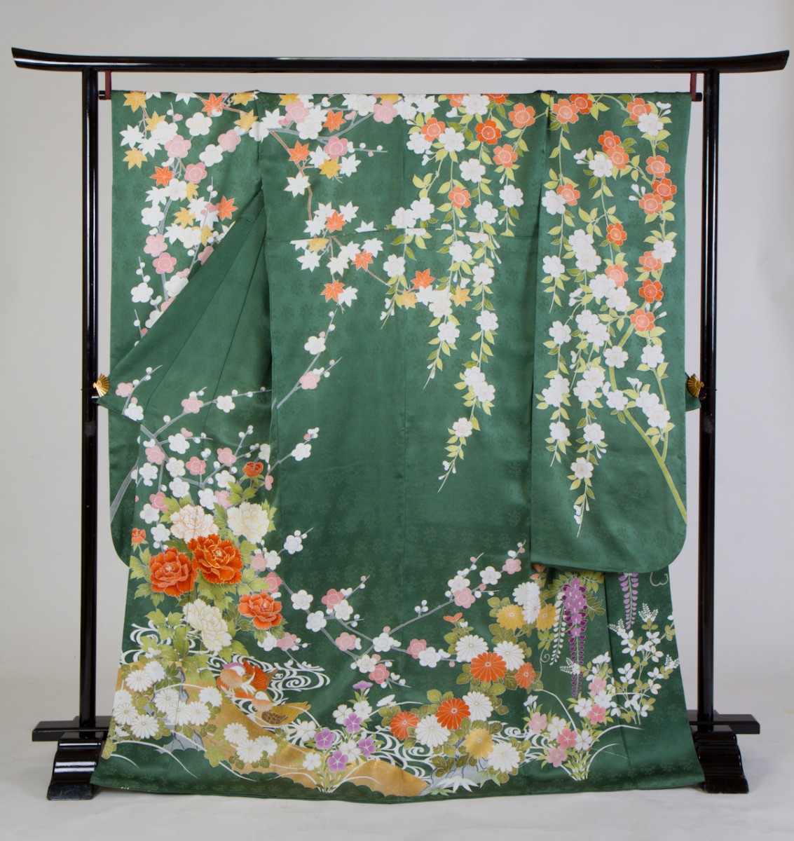 牡丹草花に枝垂れ桜小花2