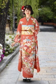 花籠にしだれ草花に波