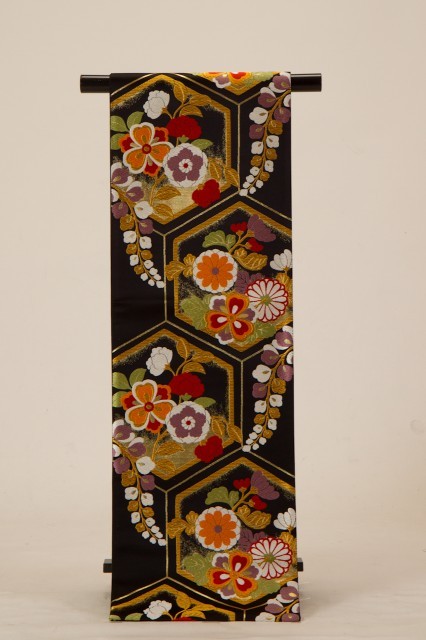 几帳に草花文様3